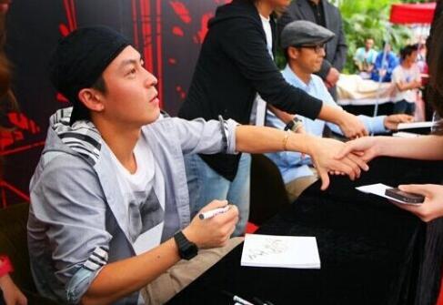 陈老师同款!CASIO 卡西欧 DW5600E-1V 经典复古电子表-悠悠海淘