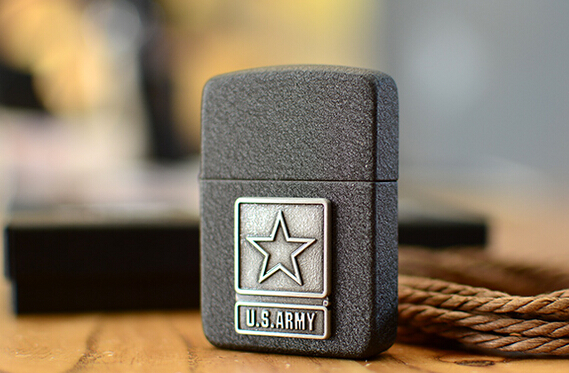 还能下单哦zippo1941复刻版美国陆军军章磨砂打火机