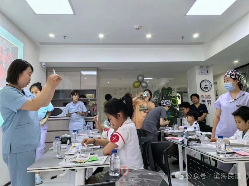 天津爱佳口腔开展“庆六一爱齿同行”主题活动