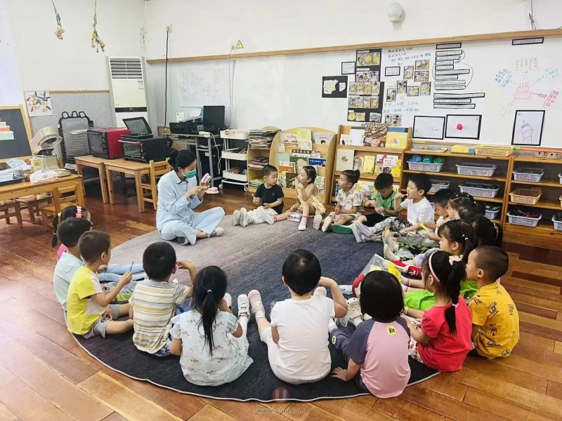 八里庄社区氟化泡沫预防龋齿活动